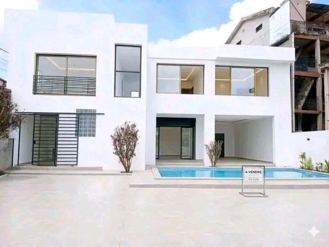  villa avec piscine Manakambahiny, Bord de la ...