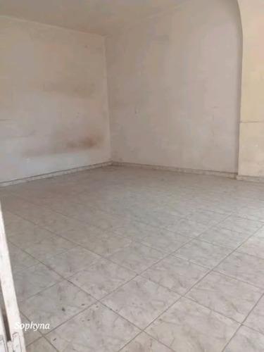 TRANO AHOFA ANDRONDRA
<< 2minitra miala arab ...