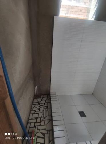 appart a nanisana 
grd salle 1 ,eo andavaran ...