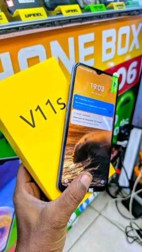 Realme V11s 5G  original   
Sous carton d'or ...