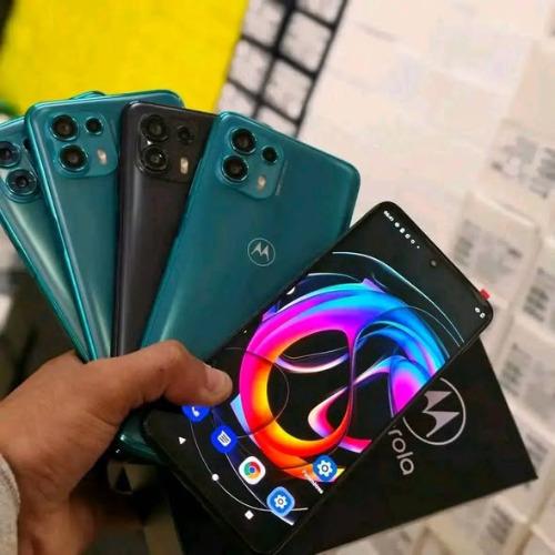  MOTOROLA EDGE 20 LITE –
 Spécifications 
  ...