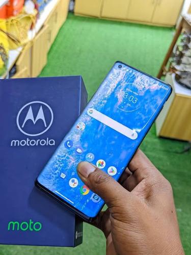 MOTOROLA  EDGE FULL 5G Originale  
Ram 6Gb + ...