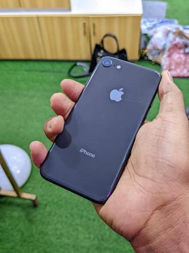 iPhone 8 (Occasion TBE)  
Non reconditionné, ...