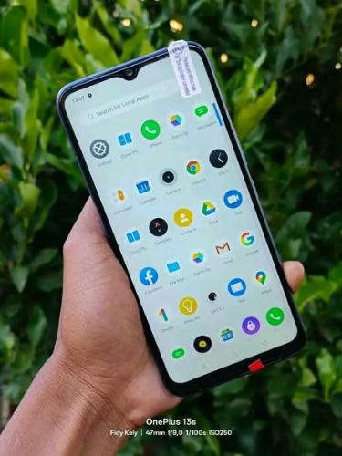 REALME V3 5G     
#SOUS CARTON AVEC ASSCESSO ...