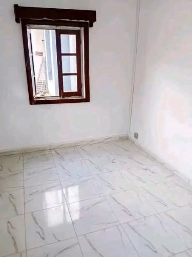 APPARTEMENT RDC CENTRE VILLE AHOFA,, TOERANA  ...