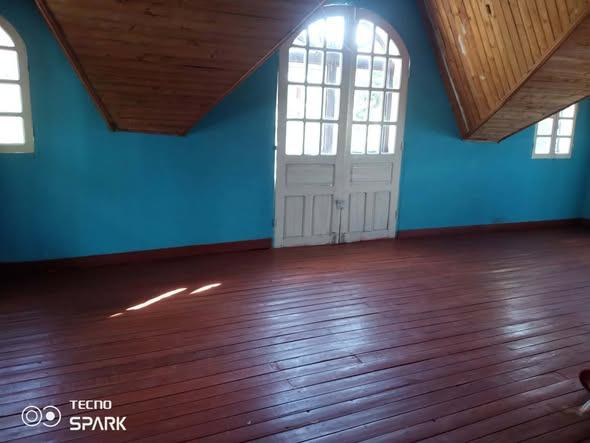 Trano Mitokana Ahofa à Talatamaty 
-Loyer: + ...