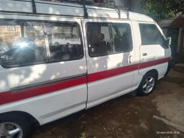 A vendre Hyundai H100 
Moteur D4d Milamina t ...