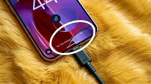 CHARGEUR SAMSUNG 45W C TO C
METY AMIN'NY SMA ...