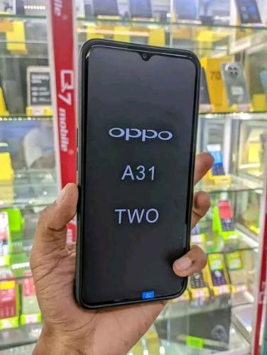 OPPO A31 
- Ram 4G
- interne 128G
- Triple ...