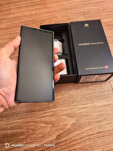  HUAWEI Mate 30 Pro 
    Système: HarmonyOS  ...