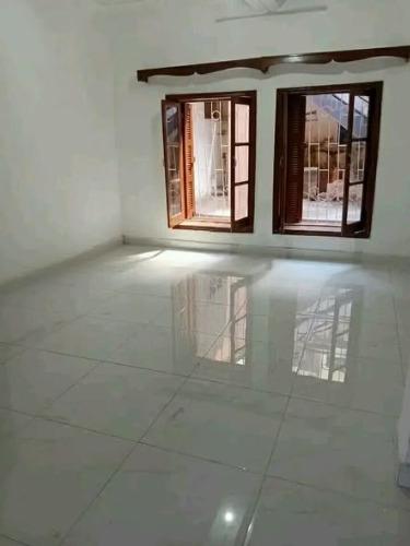 Appartement A Louer Antaninandro
1living 2ch ...