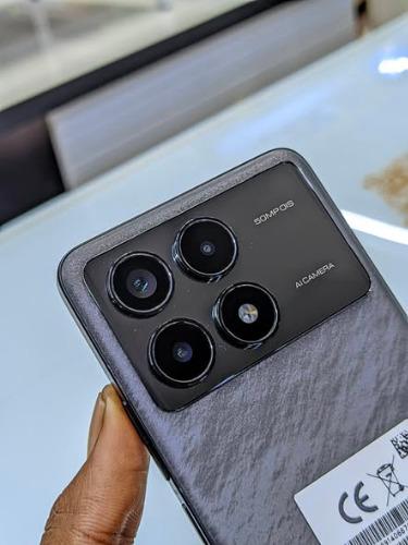 REDMI K70 5G 
Ram : 16 Go | STOCKAGE : 256 G ...