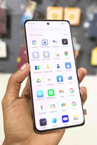 Oppo A2 Pro 5G 
12Go de RAM
 256Go de STOCK ...
