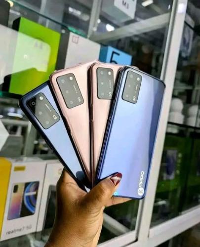 OPPO A53S
RAM 8Gb
*MEMOIRE 128GB 
* ÉCRAN  ...