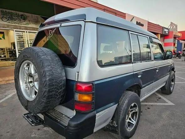 MITSUBISHI PAJERO V44 4x4 
-Diesel 4D56 atmo ...