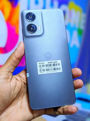 MOTOROLA G24 ORIGINAL
 RAM : 4Go + RAM Boost ...