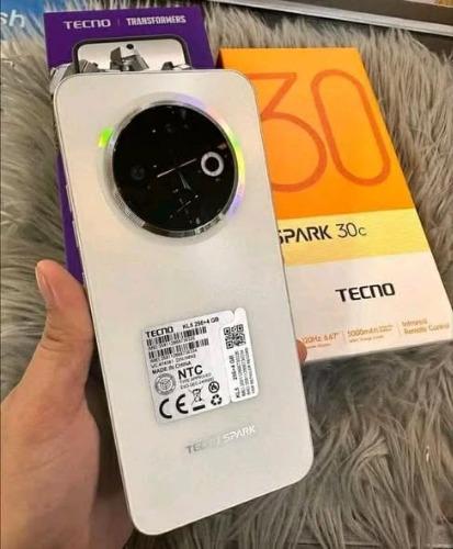 TECNO SPARK 30C
GARANTIE 12mois 
Ram...8G
 ...