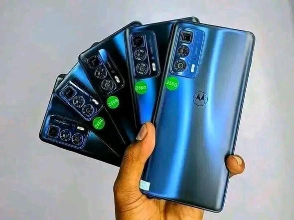 MOTOROLA EDGE 20 PRO 
           8GB/256GB . ...