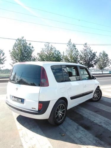 Renault  espace 4 diesel ,année 2005 . papier ...
