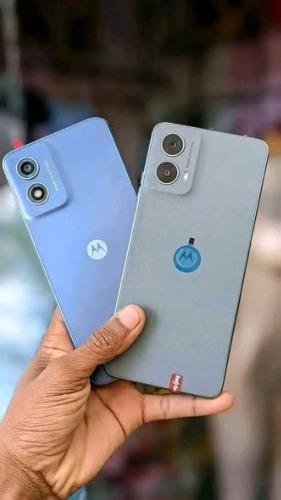Motorola  G Play 2024
-Version 13
-Ram 4Go ...