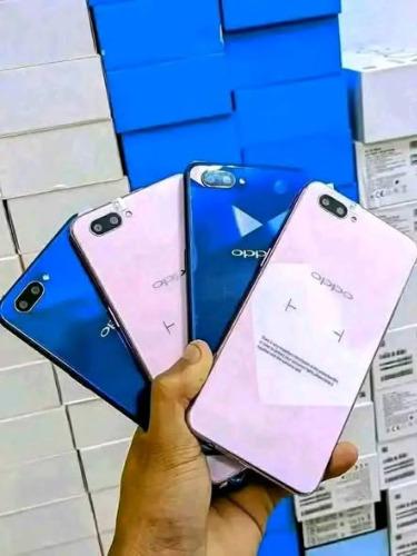 OPPO A3S 
Ram 4Gb
Interne 64GB 
Apn 13+5 s ...