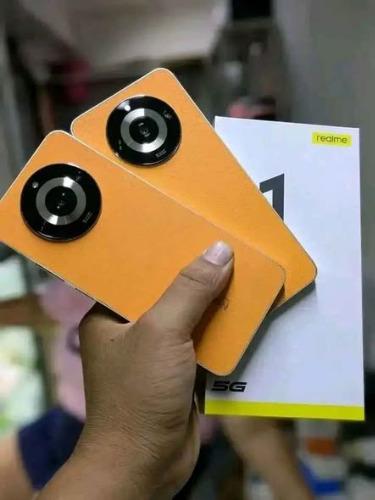 REALME 11 5G
- Ram 6
- stockage 64go
- bat ...