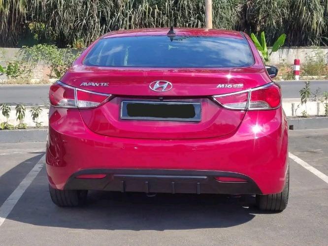 Hyundai AVANTE M16 GDi
En parfait état et pu ...