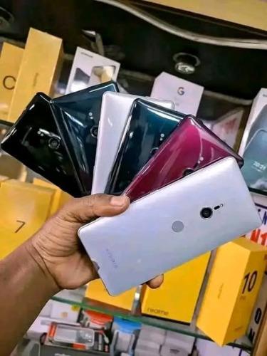 SONY XPERIA  XZ3 
RAM 4gb
Stockage 64gb
Ce ...