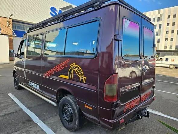 MERCEDES-BENZ 312
(Amperinasa TANA-MAHAJANGA ...