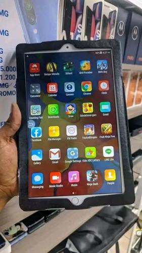 Tablette  Galaxy Tab12 T70+ HOUSSE et c?ble  ...