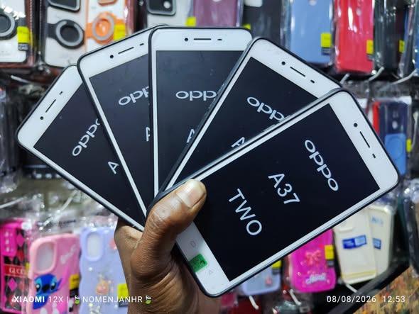 Oppo A3
 Prix de gros 