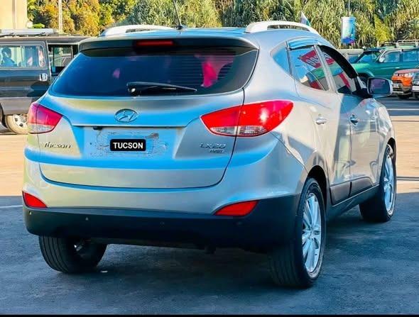 ? vendre PRIX MORA foana
HYUNDAI TUCSON 3 LX ...
