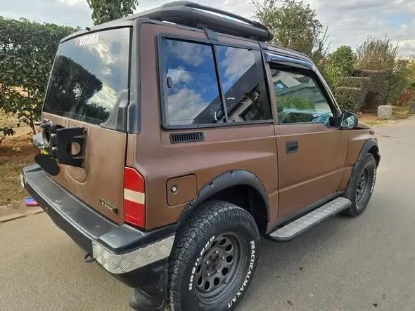 4X4 SUZUKI VITARA
Moteur essence d'origine  ...