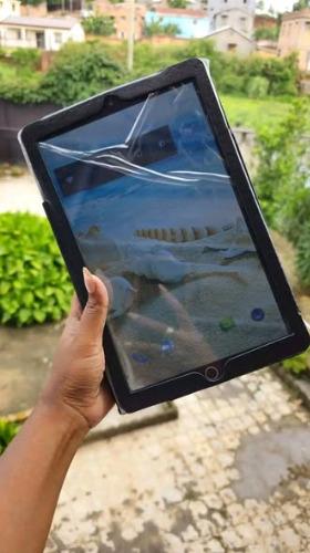 Tablette  Galaxy Tab12 T70+ HOUSSE et c?ble
 ...