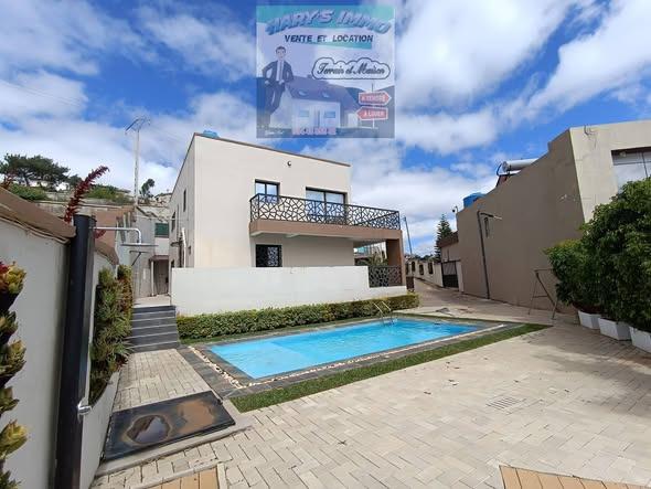  LOCATION VILLA MEUBLÉE AVEC PISCINE À ALASOR ...