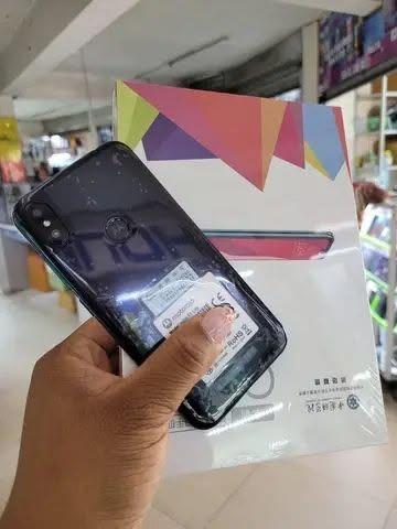  MOTOROLA E6 LITE   original 
Vaovao sous ca ...